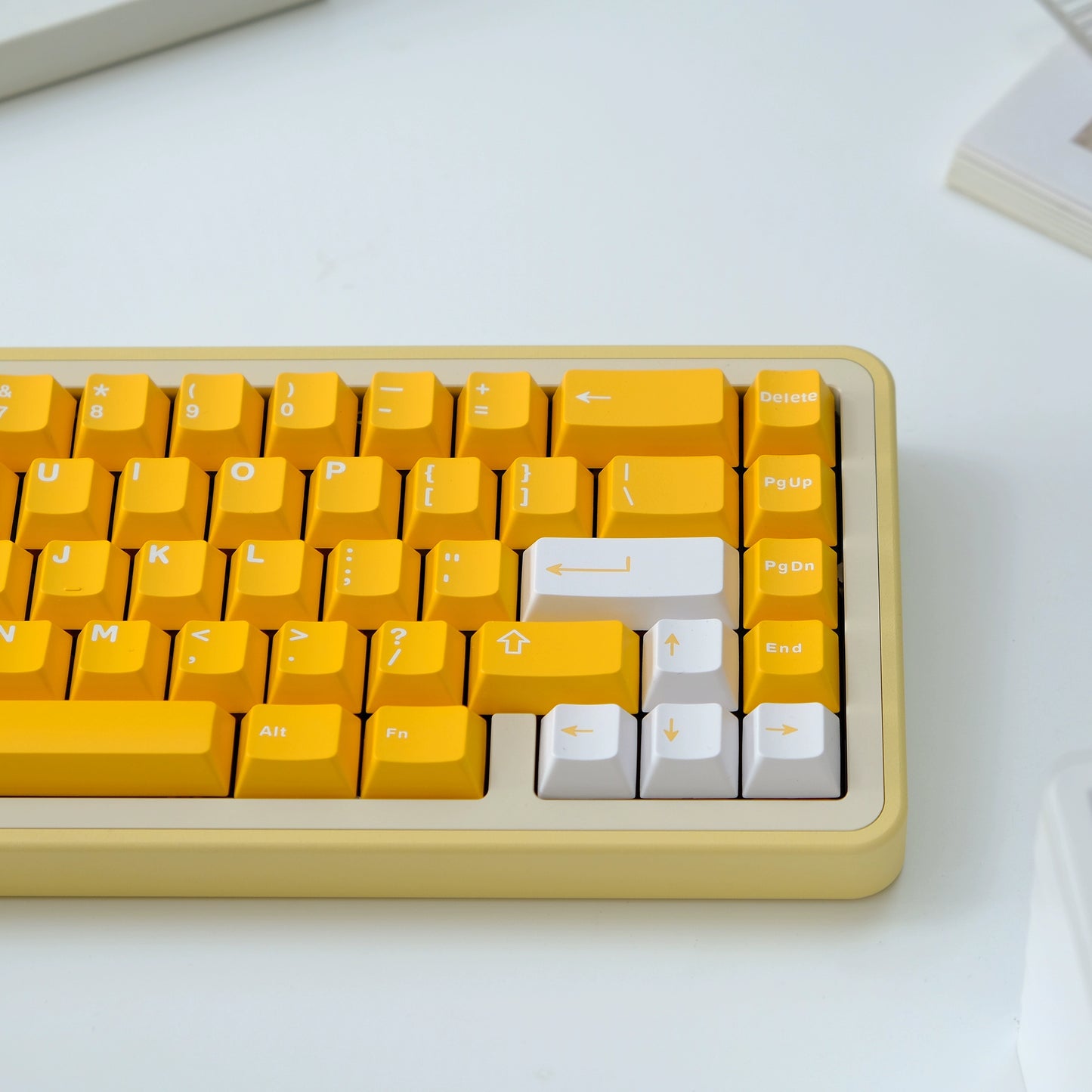 136 Keys/set Aifei Yellow Orange White Keycaps ABS Double Shot Key Caps Cherry Profile Lightproof Keycap For MX Switch Keyboards