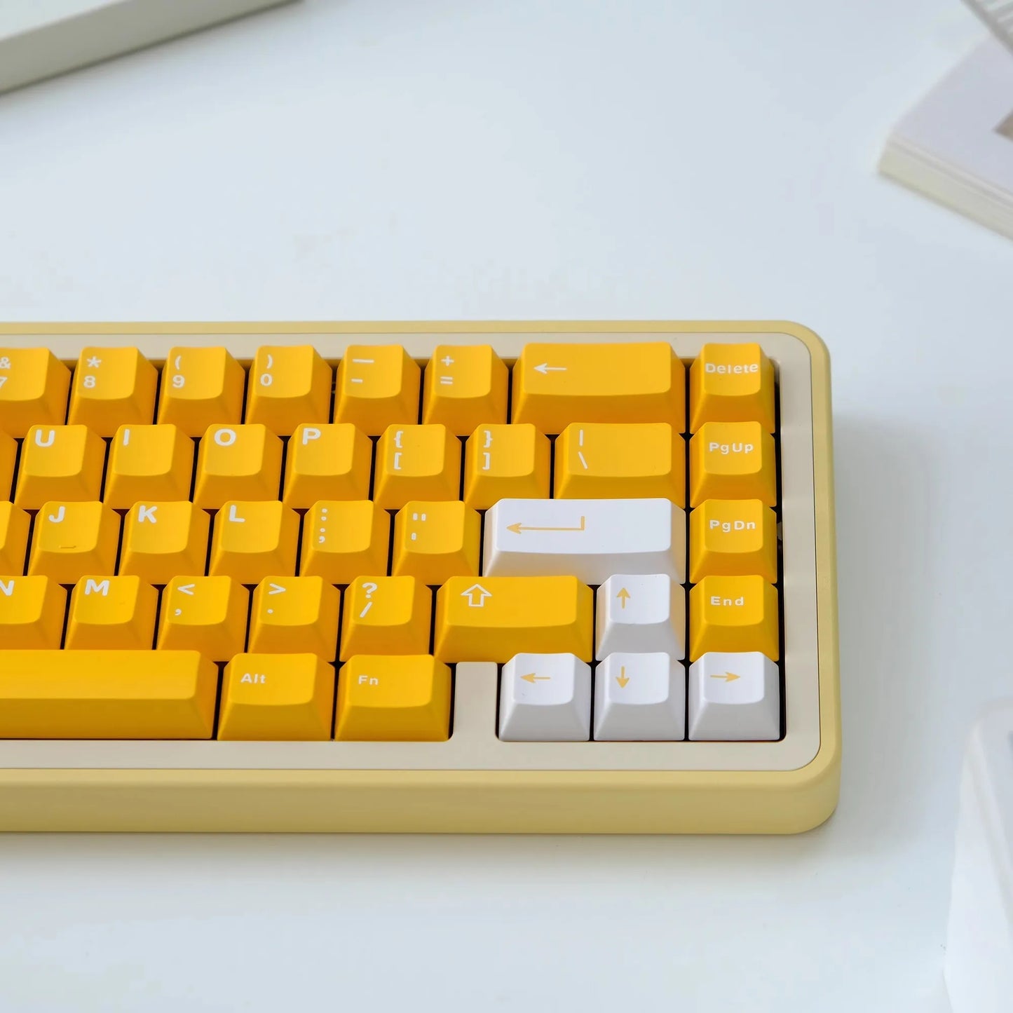 136 Keys/set Aifei Yellow Orange White Keycaps ABS Double Shot Key Caps Cherry Profile Lightproof Keycap For MX Switch Keyboards
