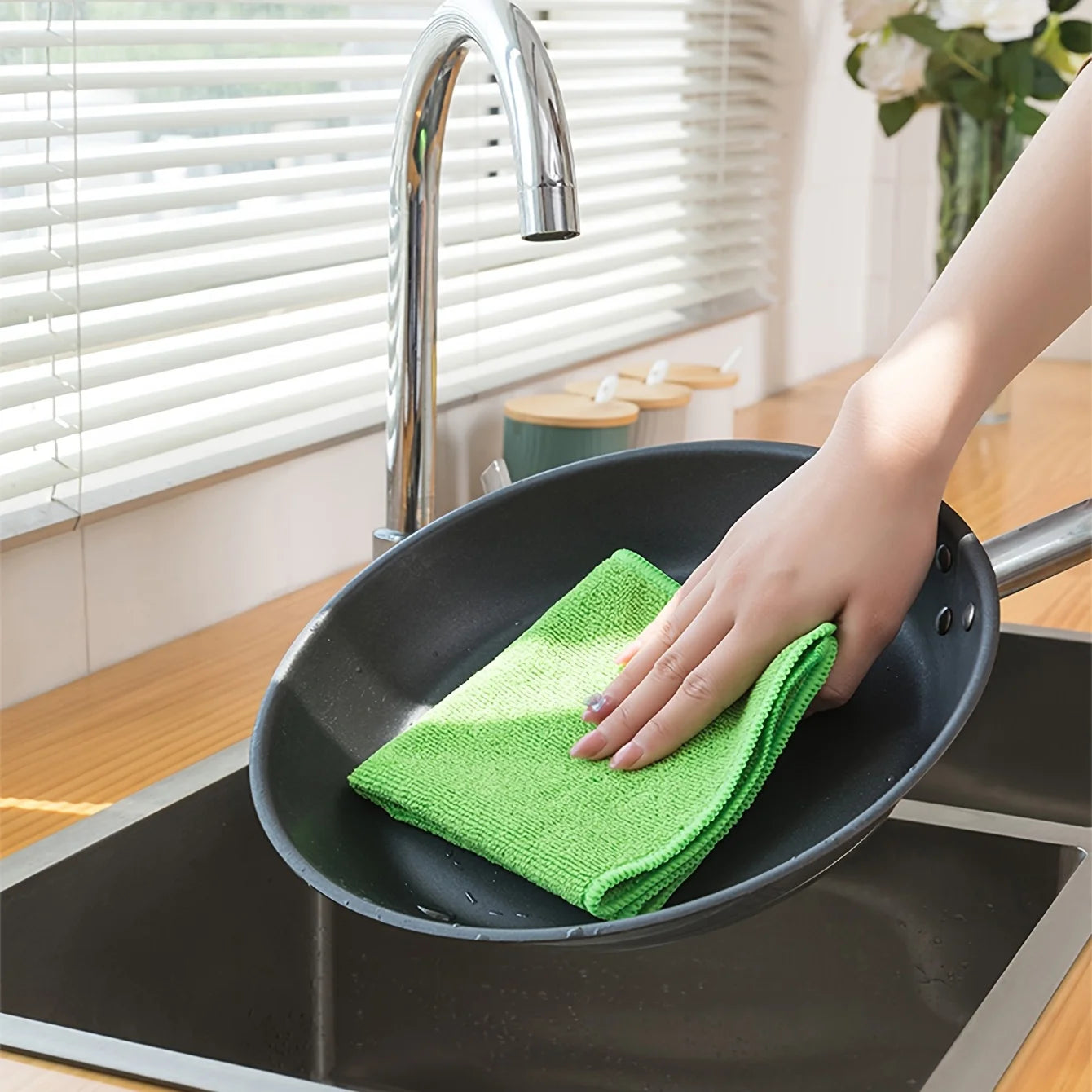 Microfiber Cleaning Cloth Set Household & Kitchen Multi-Purpose Towel, Durable and Absorbent, Bathroom and Furniture, Easily